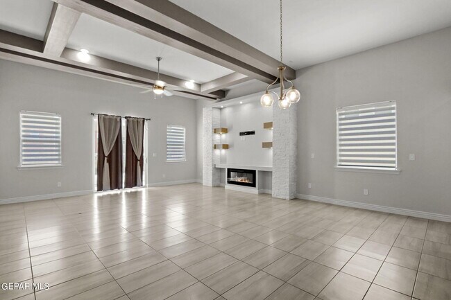 Building Photo - 12668 Desert Dove Ave