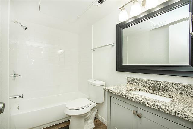 Building Photo - 2611 Via Cordova