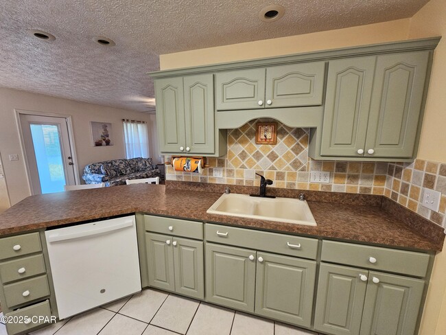 Building Photo - 2805 Gwendolen Ct