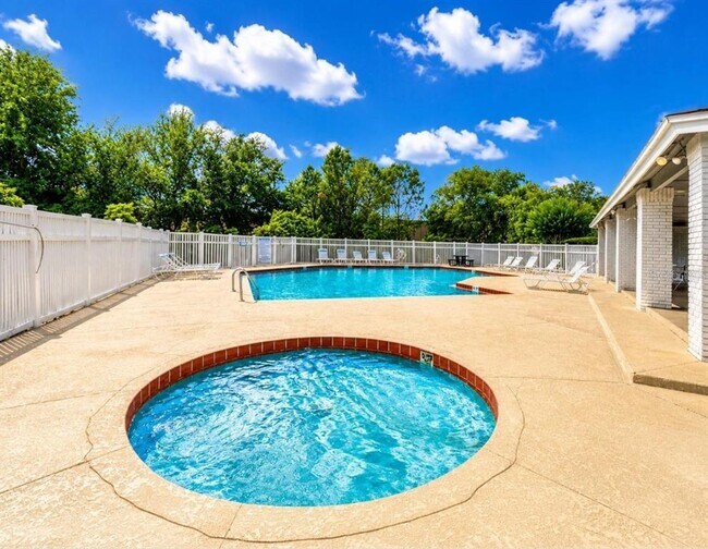 Building Photo - 3013 Barrymore Ct