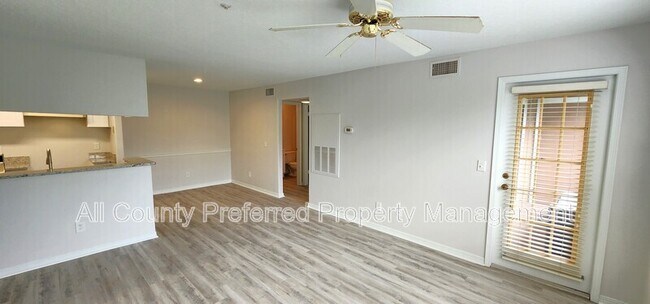 Building Photo - 7667 N. Wickham Road