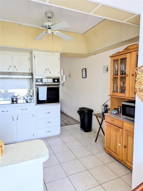 Building Photo - 2433 Brazilia Dr