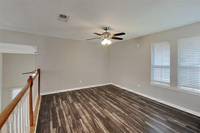 Building Photo - 4726 Green Trail Dr
