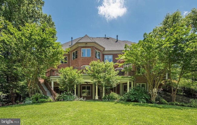 Building Photo - 7841 Montvale Way