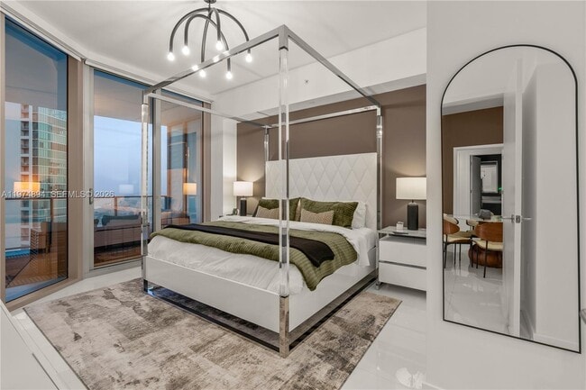 Building Photo - 851 NE 1st Ave