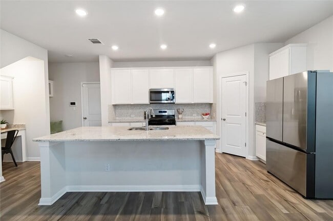 Building Photo - 136 Lost Mine Peak Ln