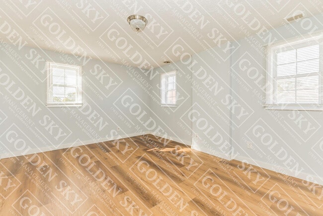 Building Photo - 1212 S Franklin St