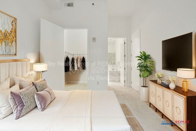 Building Photo - 711 Cosmopolitan Dr NE