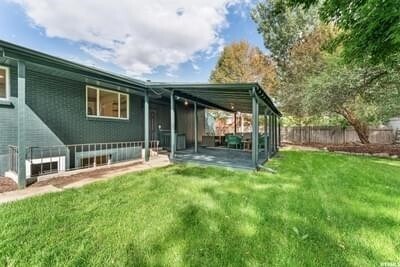 Building Photo - 1548 E Kings Row Dr
