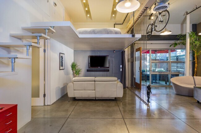 view from back to front - 827 Pine Ave