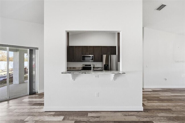 Building Photo - 3805 SW 115th St