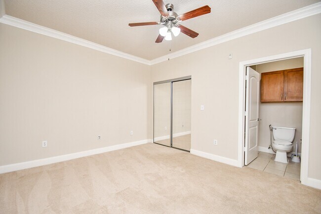 Building Photo - 2299 Lone Star Dr