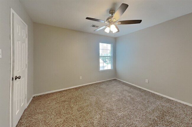 Building Photo - 21210 Bridgemeadows Ln