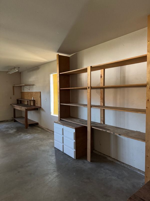 Building Photo - 2837 Howard Dr