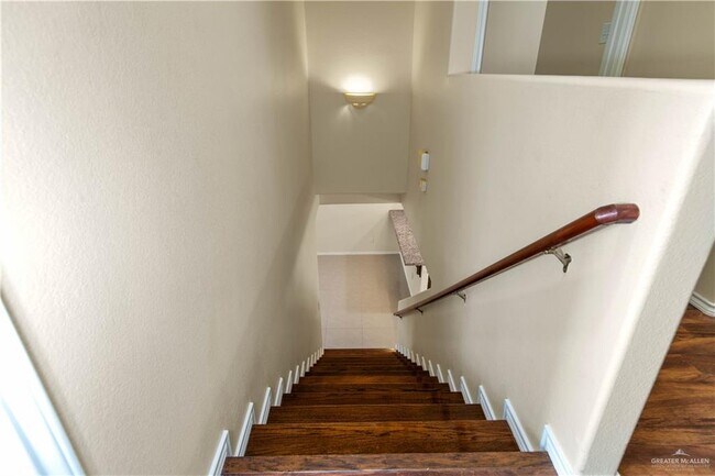 Building Photo - 3005 Treasure Haven Dr
