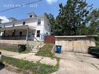 Building Photo - 2419 E 4th St