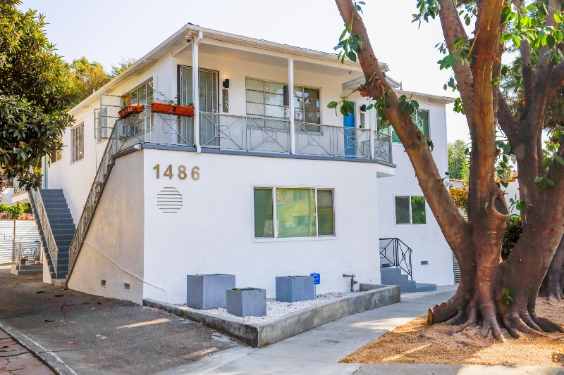 Building Photo - 1486 Silver Lake Blvd