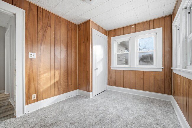 Building Photo - 1843 Ohio Ave