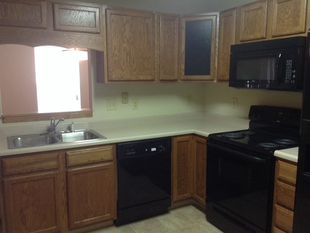 Building Photo - 10928 Affirmed Dr