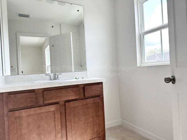 Building Photo - 1159 Sand Torch Cir