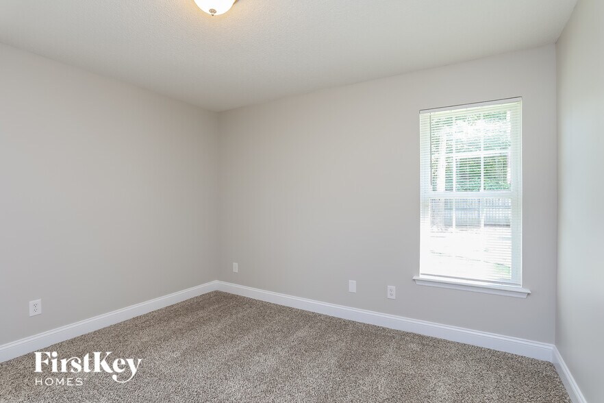 Building Photo - 3508 Sidneys Way