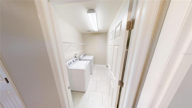 Building Photo - 6207 Colmar Pl