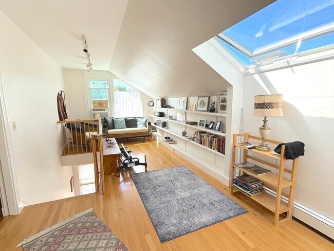 Building Photo - 82 Stearns Rd