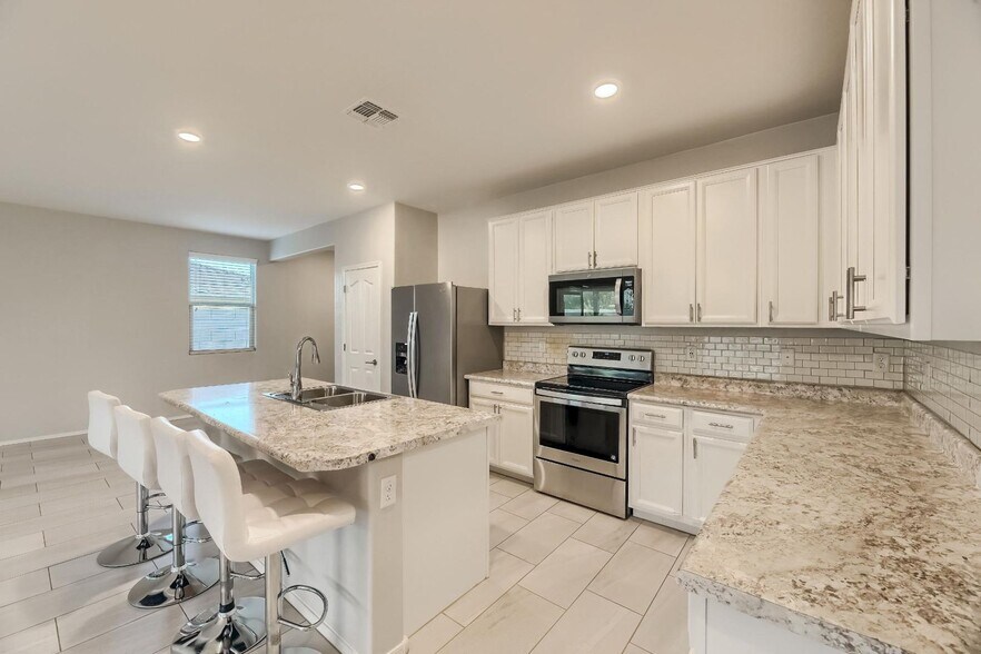 Building Photo - 1754 Grenadine Rd