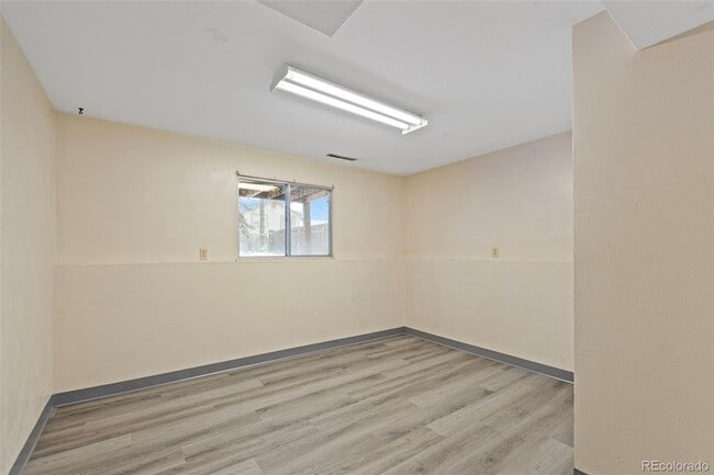 Building Photo - 6734 Hampton Dr