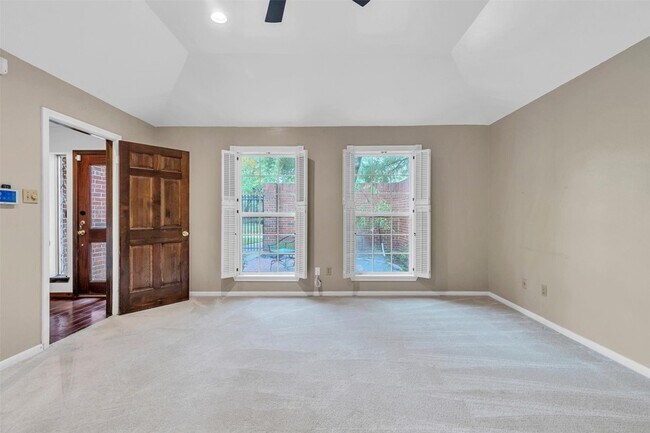 Building Photo - 1127 Barkston Dr