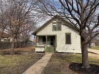 Building Photo - 911 17th St