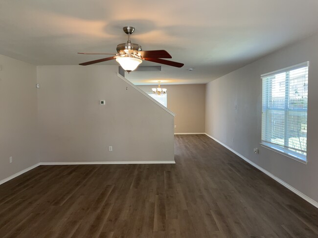 Building Photo - 8517 Gray Shale Dr