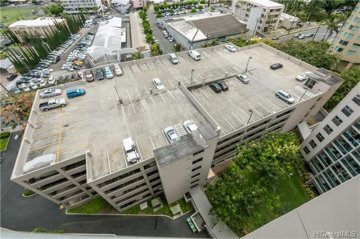 Building Photo - 1448 Young St