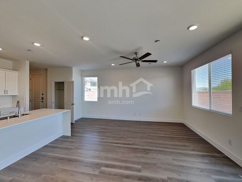 Building Photo - 7781 Roaring Fork Ct