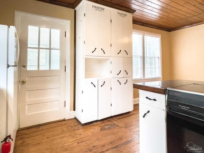 Building Photo - 2615 W Jackson St