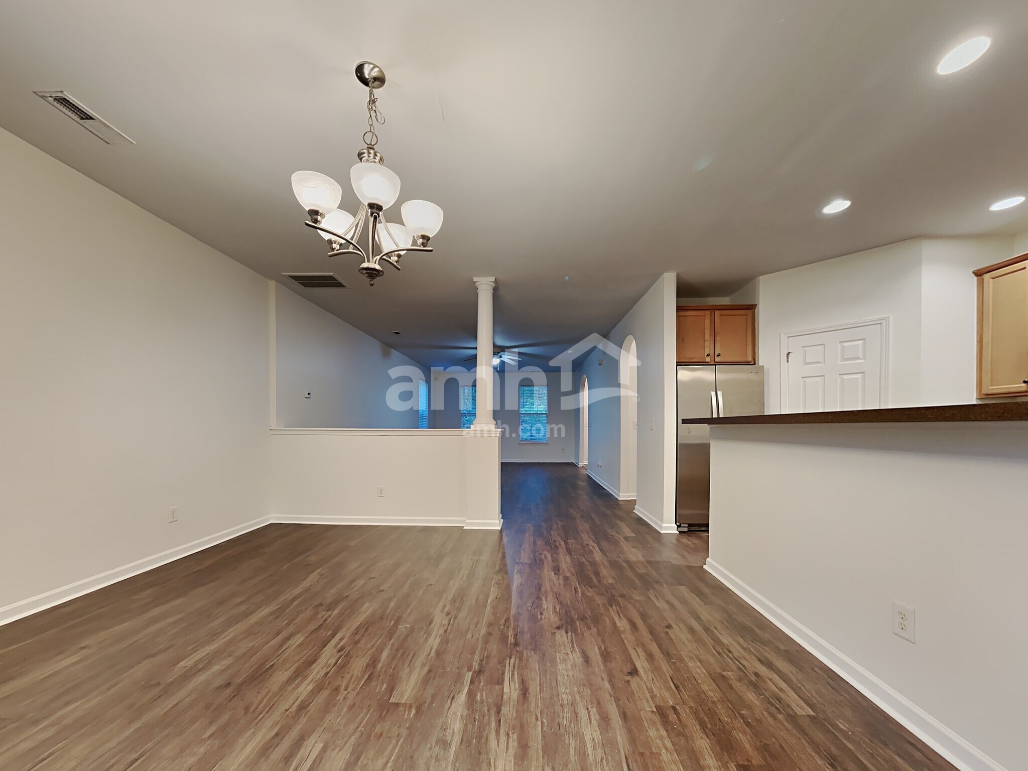 Building Photo - 8970 N Red Maple Cir