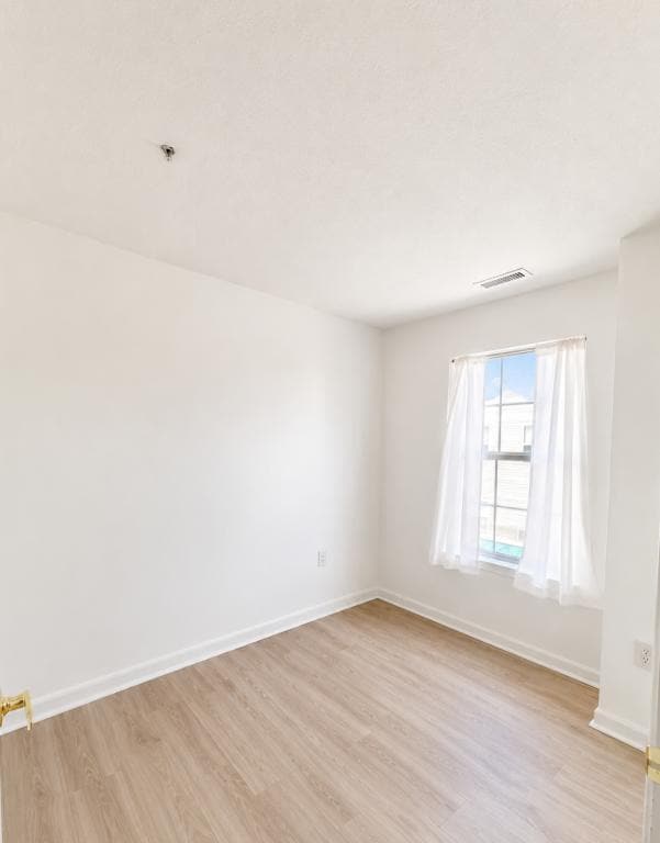 Building Photo - 45512 Westmeath Way
