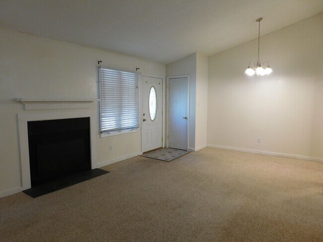 Building Photo - 1512 College Way