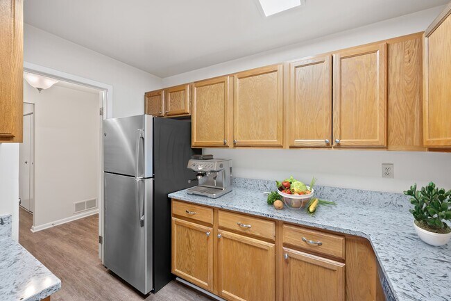Floorplan - Indian Creek Apartments and Townhomes