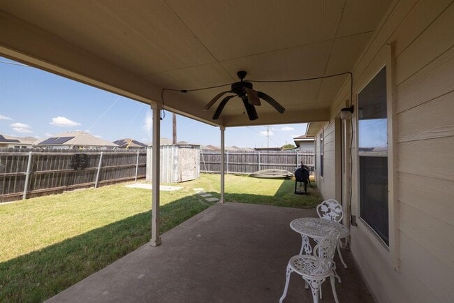 Building Photo - 718 Sugar Brook Dr