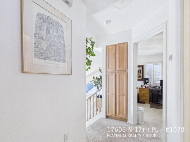 Building Photo - 17606 N 17th Pl