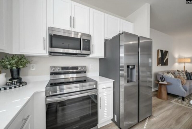 Building Photo - 227 Carillo