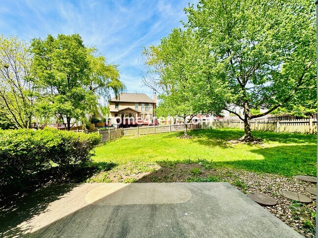 Building Photo - 8102 W 144th Pl