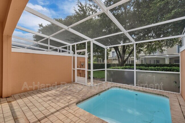 Building Photo - 1413 Retreat Cir