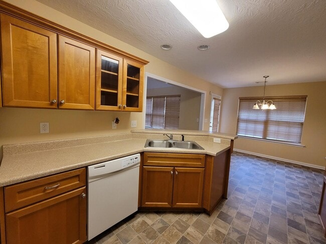 Building Photo - 138 Pendula Ct