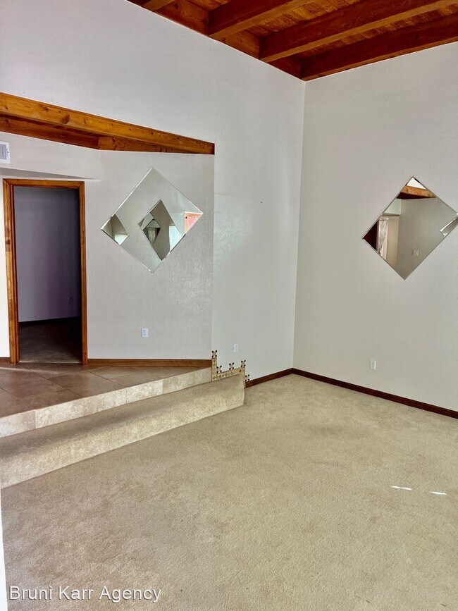 Building Photo - 3 br, 2 bath House - 4976 Quail Ridge Dr NW