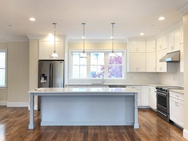 Primary Photo - 43 Mansfield St