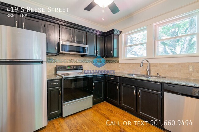 Building Photo - 419 S Reese St