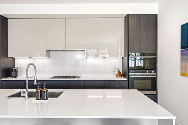 Building Photo - 57880 Salida del Sol