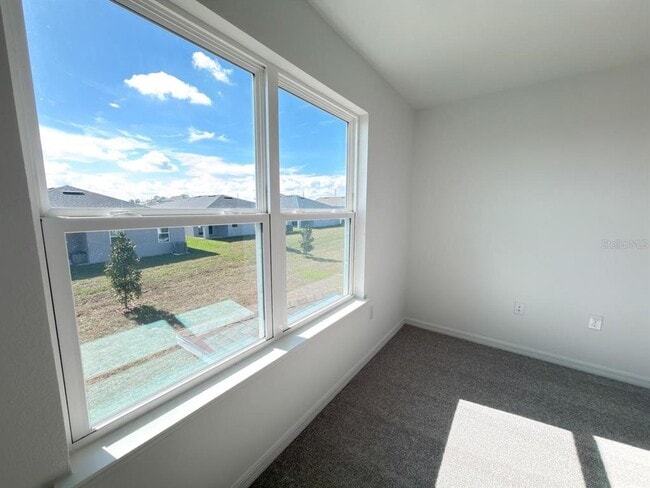 Building Photo - 1327 Normandy Dr